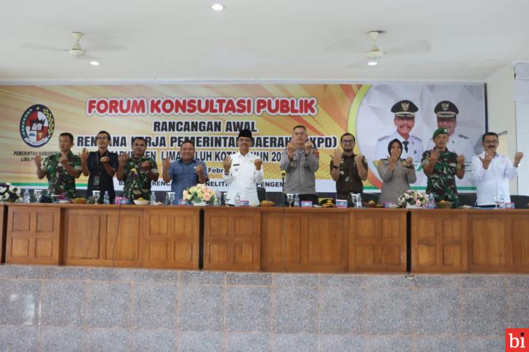 Forum Konsultasi Publik Ranwal RKPD 2024 Bupati Safaruddin : Perangkat Daerah Agar Memperhatikan Penganggaran Untuk Pencapaian Target