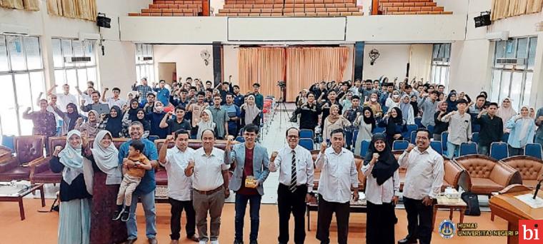 Fakultas Teknik Universitas Negeri Padang (FT-UNP) mengadakan pembekalan bagi calon wisudawan dan dosen muda Fakultas Teknik untuk meraih peluang kuliah gratis ke luar negeri. IST