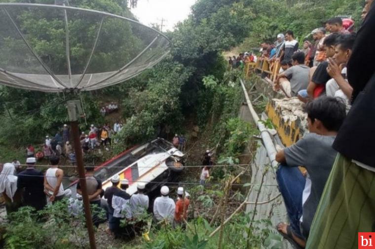 Kadis Kominfo Pemkab Agam Meninggal dalam Kecelakaan Bus di Madina Sumut