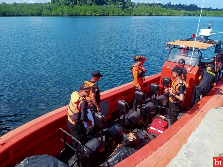 Kantor Pencarian dan Pertolongan Mentawai melakukan upaya pertolongan dan pencarian dua nelayan yang dilaporkan hilang setelah kapal nelayan mereka mengalami kerusakan mesin di Perairan mentawai Saumanganya Kamis (27/07/2023). IST