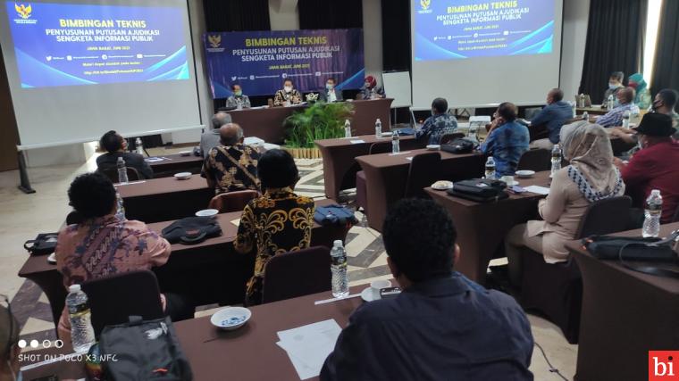Bimtek Penyusunan Putusan Ajudikasi Sengketa Informasi Publik, Bogor (9/6/21).