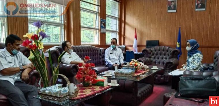 Ombudsman Perwakilan Provinsi Sumatera Barat memantau kesiapan penyelenggaraan Penerimaan Peserta Didik Baru (PPDB) Sekolah Dasar (SD) dan Sekolah Menengah Pertama (SMP) di Kabupaten Solok, Kamis (3/6).