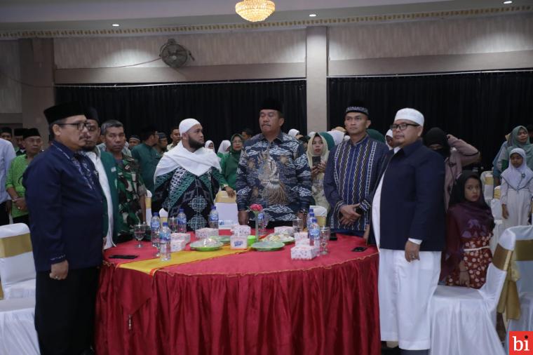 Wakil Bupati Asahan Taufik Zainal Abidin hadiri Malam Resepsi Peringatan Hari Ulang Tahun (HUT) Al Jam'iyatul Washliyah ke- 92 yang diselenggarakan di Hotel Marina, Sabtu malam (3/12/2022). IST