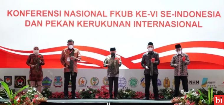 Wakil Presiden (Wapres) Ma'ruf Amin saat membuka Pekan Kerukunan Internasional dan Konferensi Ke-6 FKUB se-Indonesia Tahun 2021, di Hotel Sutan Raja, Minahasa Utara, Sulawesi Utara, Jumat (19/11/2021). IST