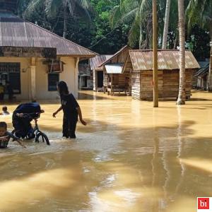 Banjir Kabupaten Dharmasraya Berangsur Surut, BPBD Tetap Siap Siaga