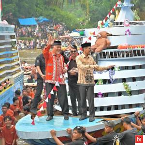 Gubernur Mahyeldi Menilai Alek Bakajang Layak Masuk Daftar Kharisma Event Nusantara