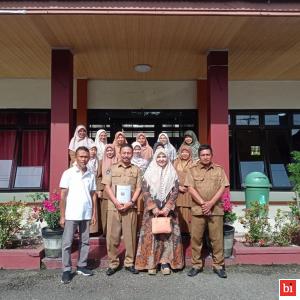Hj Nevi Zuairina Anggota DPR RI Kunjungi SMAN Agam Cendekia Kabupaten Agam