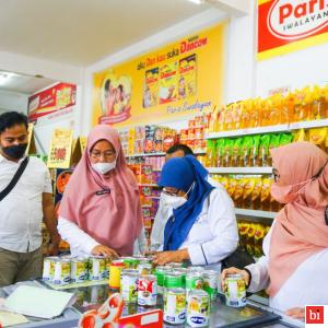 Jelang Idulfitri, Dinkes dan BPOM Awasi Produk Pangan di Pasar Pusat Padang Panjang