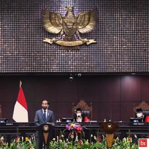 Presiden Jokowi Apresiasi MK dalam Percepatan Transformasi Peradilan Digital Saat Pandemi