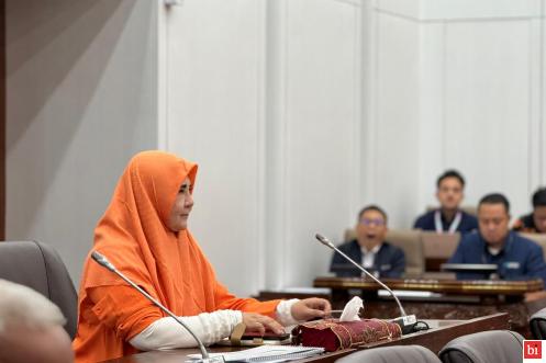 Rapat Kerja Komisi VI dengan Kemendag, Hj. Nevi Zuairina Mengkritisi Harga Beras Mahal, Padahal Sudah Impor
