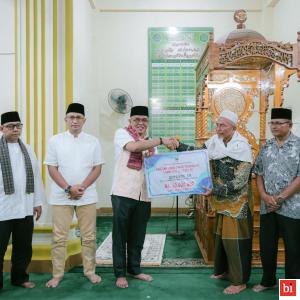 Safari Ramadan, Ketua DPRD Sumbar : Meramaikan Masjid Membentengi Generasi Muda dari Pekat