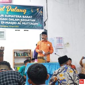 Safari Ramadhan di Simalanggang, Buya Mahyeldi Ajak Warga Sukseskan Proyek Tol