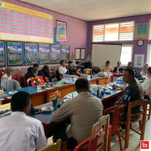 Siswa Sekolah Menengah Pertama (SMP) Negeri 4 Kecamatan Tigo Lurah, Kabupaten Solok, Provinsi Sumatera Barat. ketika mengikuti Asesmen Nasional Berbasis Komputer (ANBK).