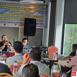Toaik Tebar Virus Keterbukaan Informasi Publik ke Panwascam se-Kabupaten Solok